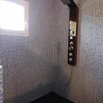 홈스테이 Villa De Charme Avec Piscine, Sans Vis A Vis, Vue Sur Les Vignes Et Oliviers *