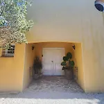 Villa De Charme Avec Piscine, Sans Vis A Vis, Vue Sur Les Vignes Et Oliviers 홈스테이 *